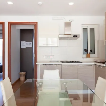 Apartment Beautiful 2br Just Off The Promenade With Seaviews By 360 Estates *