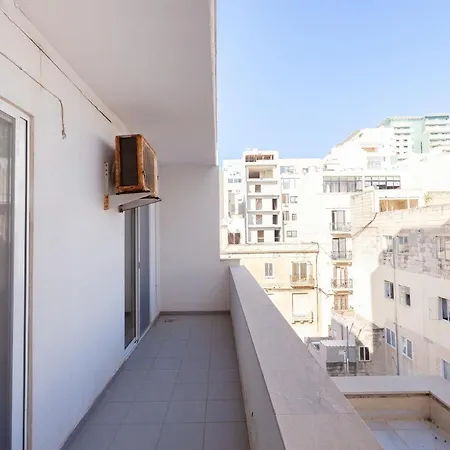 Beautiful 2br Just Off The Promenade With Seaviews By 360 Estates Apartment St. Paul's Bay