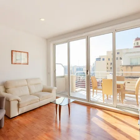 Beautiful 2br Just Off The Promenade With Seaviews By 360 Estates Apartament
