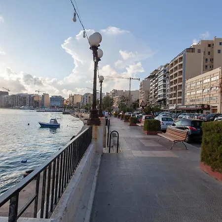 Apartamento Beautiful 2br Just Off The Promenade With Seaviews By 360 Estates