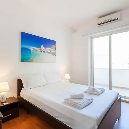 Beautiful 2br Just Off The Promenade With Seaviews By 360 Estates St. Paul's Bay